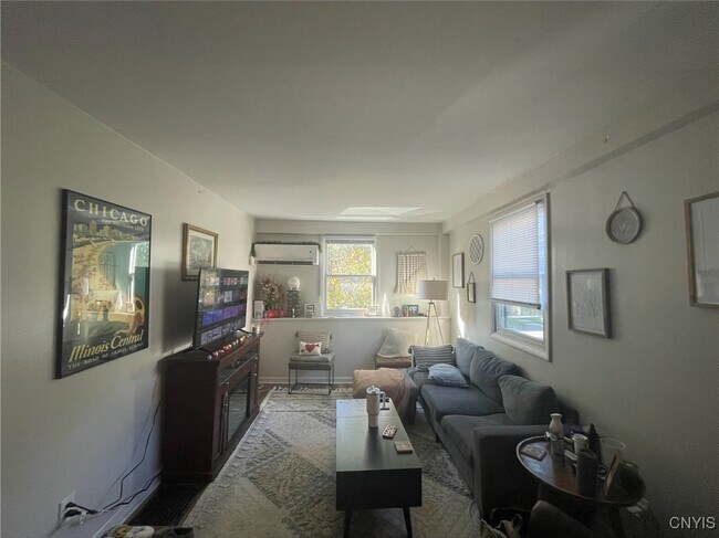 Foto del edificio - 60 Oswego St