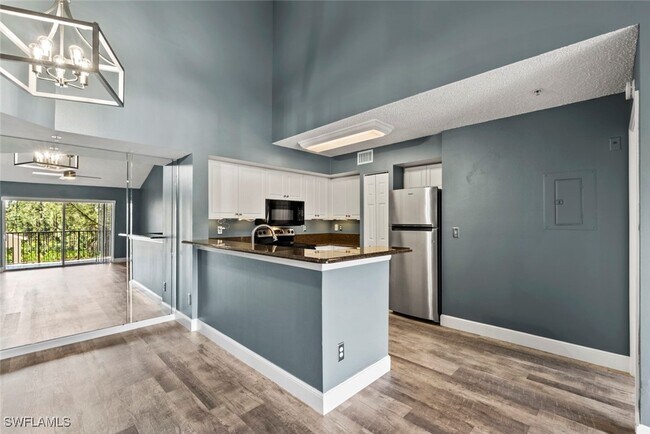 Foto del edificio - 1270 Wildwood Lakes Blvd
