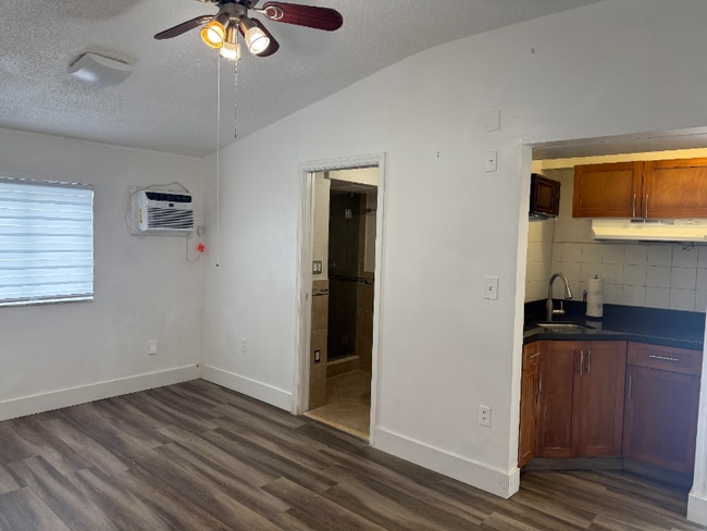 Building Photo - 55 NW 64th Ct