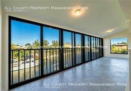 Building Photo - 3 bedroom in Cortez FL 34215
