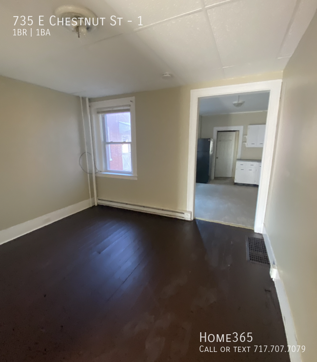 Foto del edificio - One Bedroom on East Chestnut St