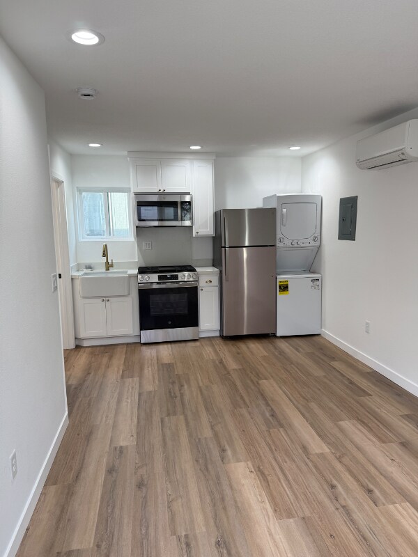 Photo - 7056 W 85th St House