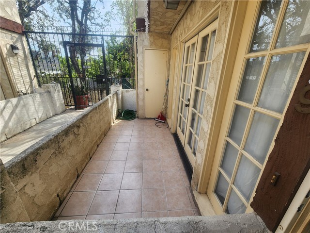 Foto del edificio - 7432 Hazeltine Ave