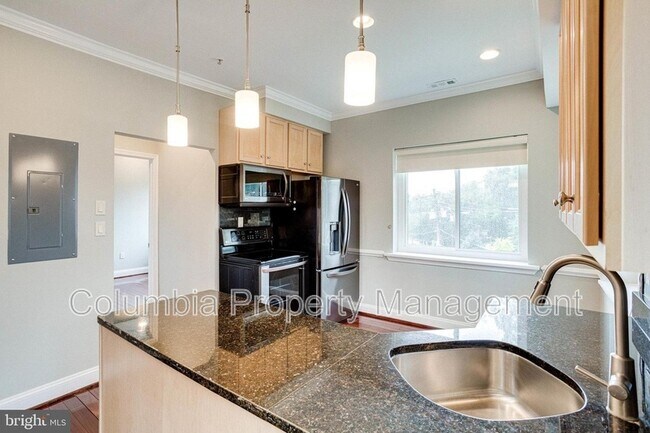 Building Photo - 5754 Colorado Ave NW
