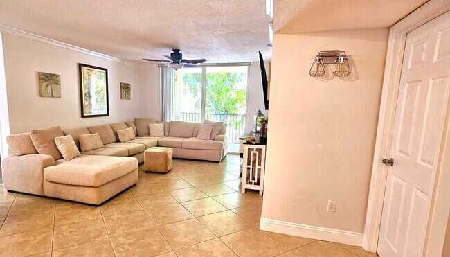 Foto del edificio - 131 Yacht Club Way