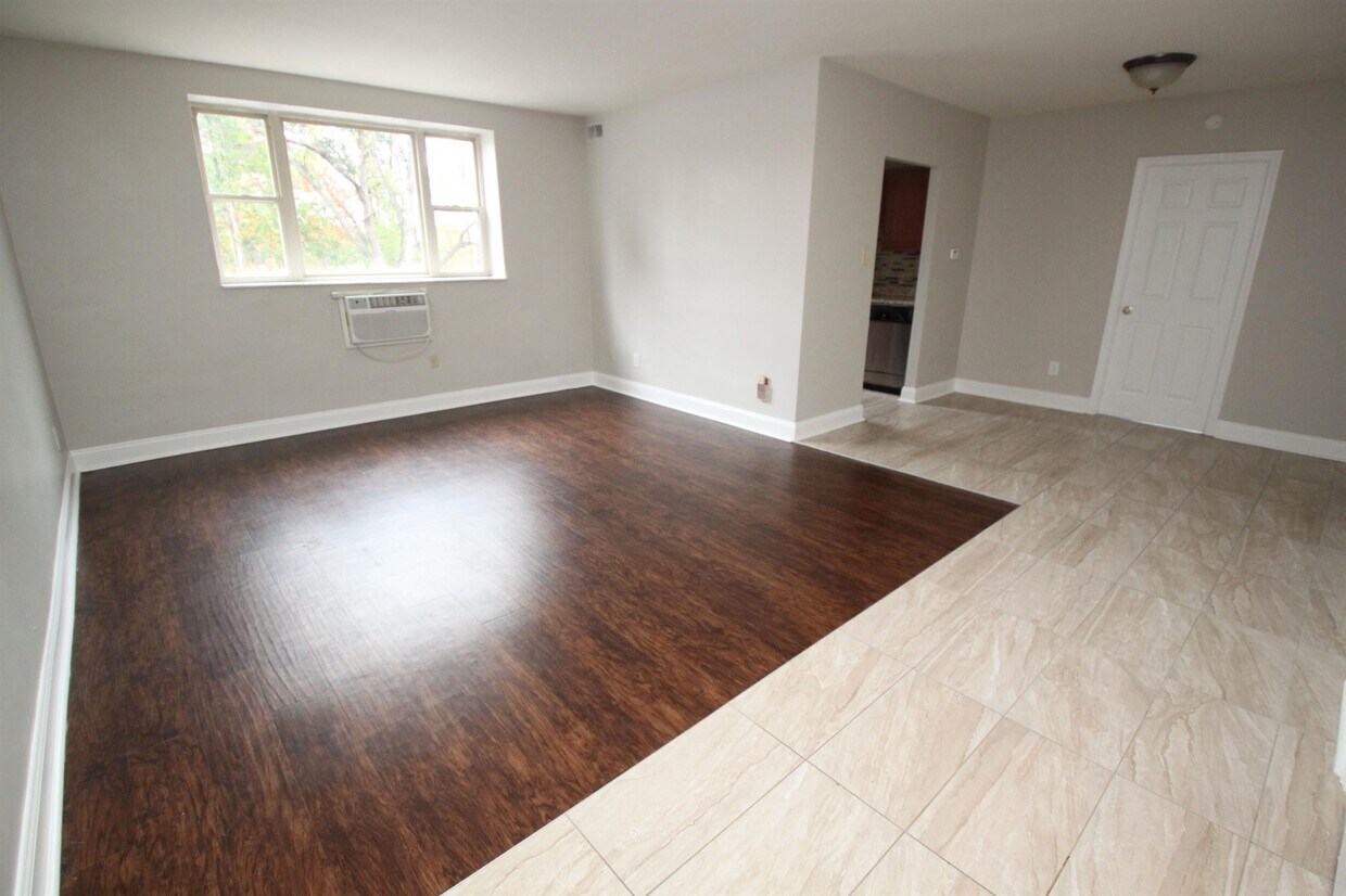 415 McKnight Cir Unit D415, Pittsburgh, PA 15237 Apartment for Rent