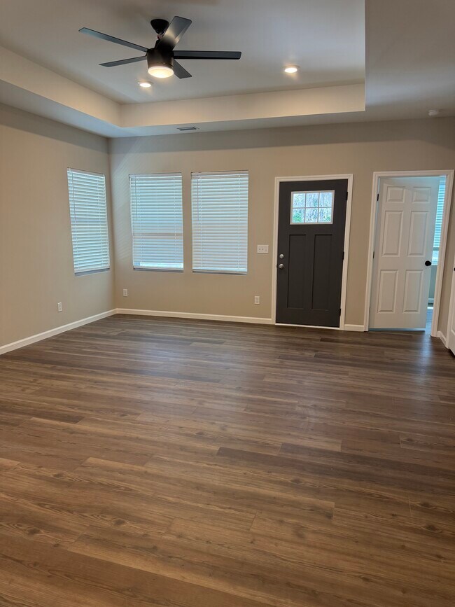 Foto del edificio - 3919 Crane St