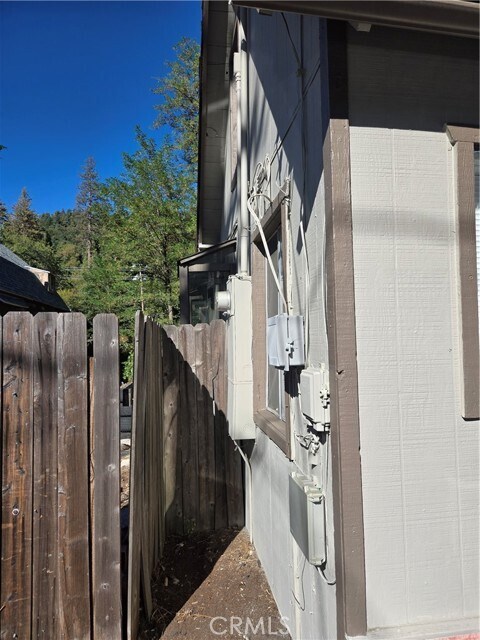 Building Photo - 353 CA-138