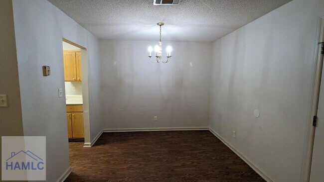 Foto del edificio - 132 Rolland St