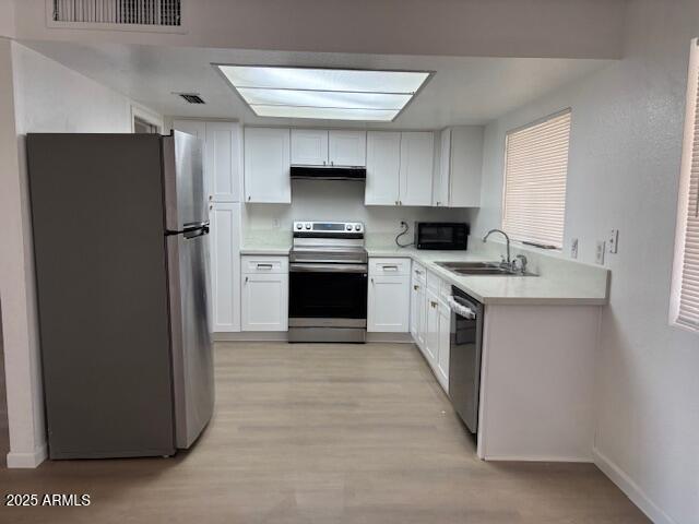 Foto del edificio - 1329 W Kiowa Ave