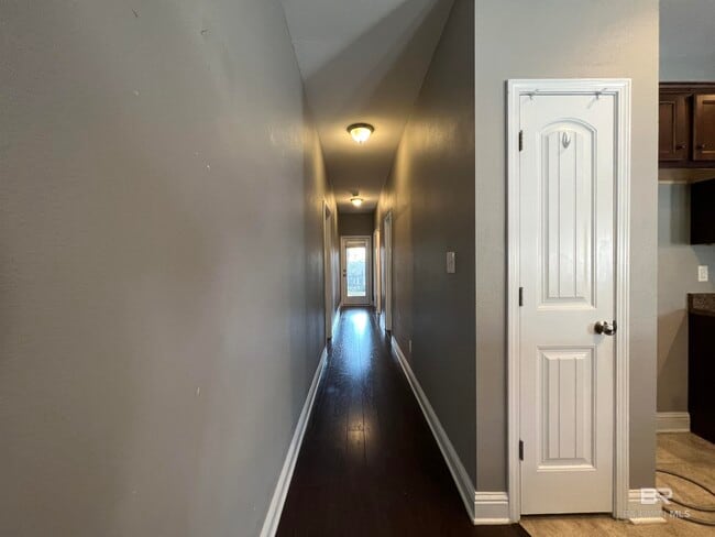 Building Photo - 10477 Fionn Loop