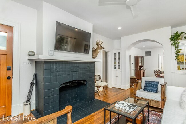 Building Photo - 2 br, 1 bath House - 1307 Arnette Avenue