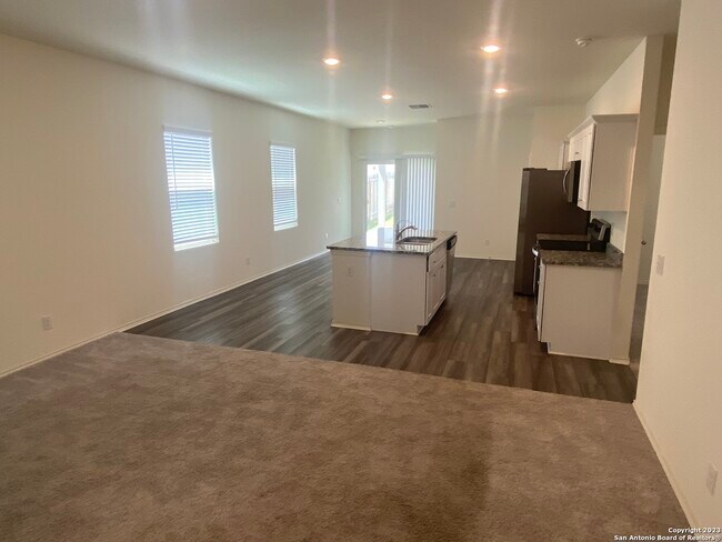 Foto del edificio - 12637 Galatea-