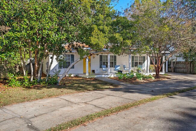 Building Photo - 252 Plantation Way
