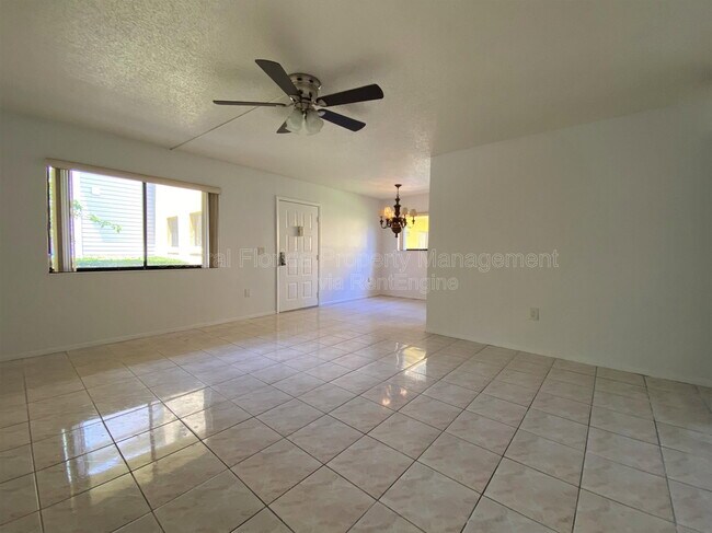 Foto del edificio - 2713 Oak Park Way