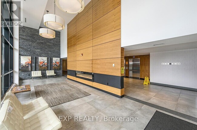 Building Photo - 3170-3170 Erin Mills Pkwy