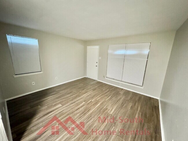 Foto del edificio - 3192 Coleman Ave