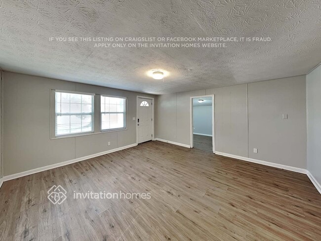 Foto del edificio - 347 Capella Rd