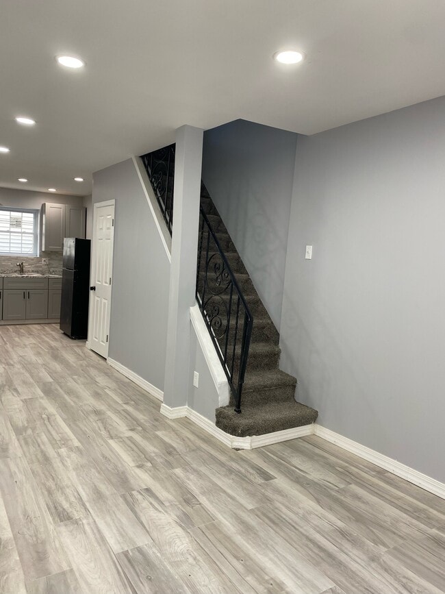 Stairs - 2410 S Lawrence St