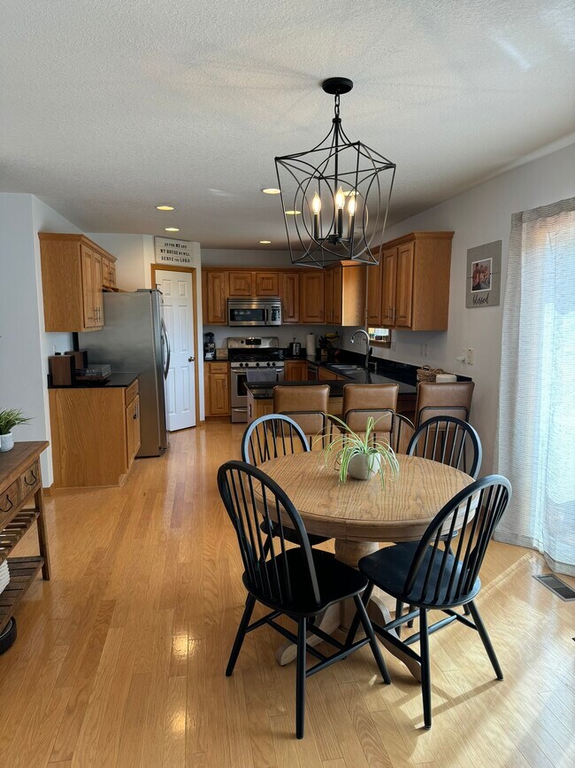 Foto del edificio - 114 SW 32nd Ct