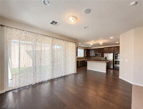 Building Photo - 141 Neverland Ave