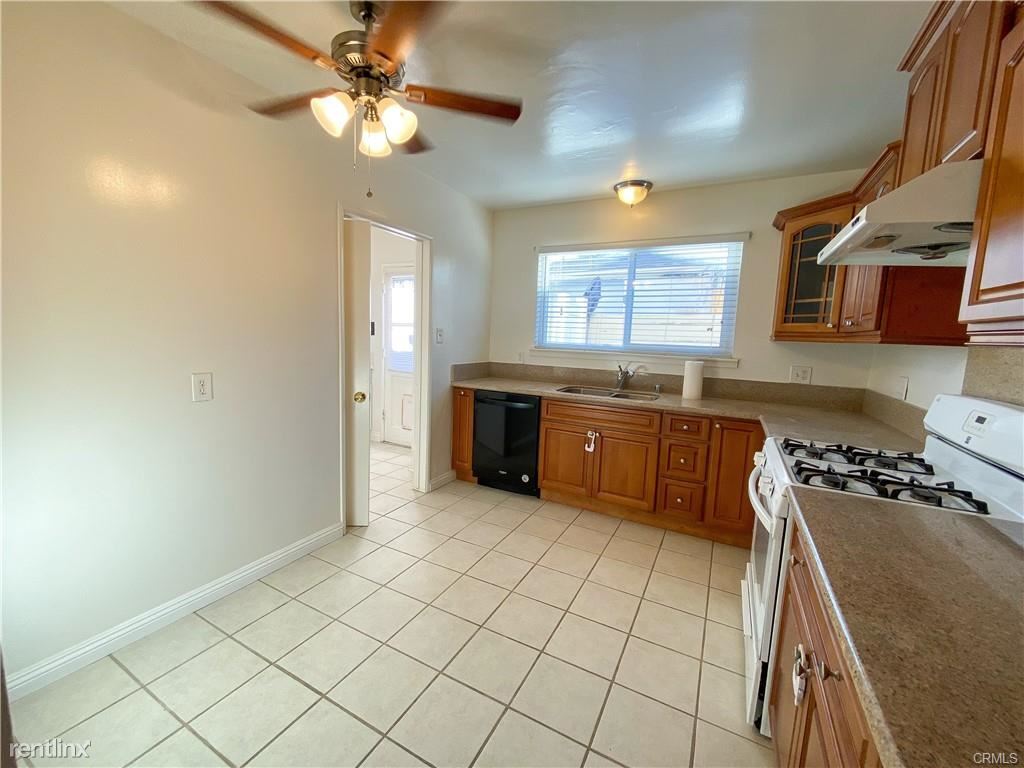 3 br, 1.5 bath House 14534 Jalisco Rd House Rental in La Mirada, CA