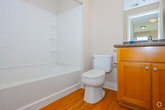 2BR-2BA-1,040SF-Carpet-Primary Bathroom - Six1Five