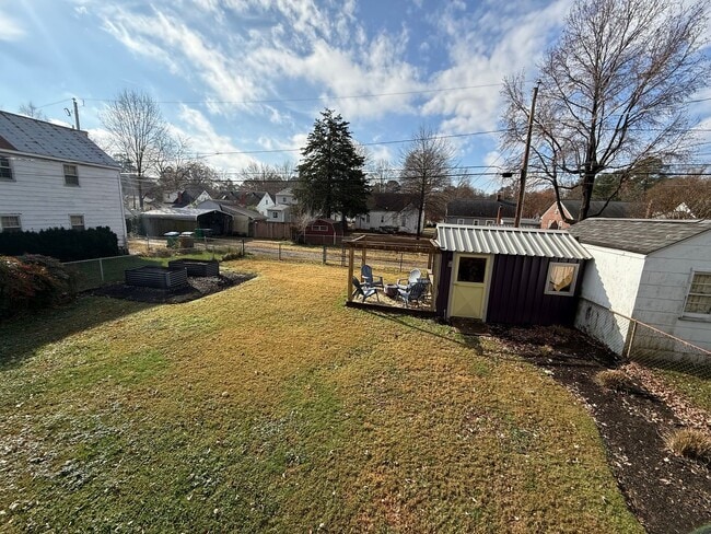 Building Photo - Fantastic Home Near Three Chopt and Patterson Available in January