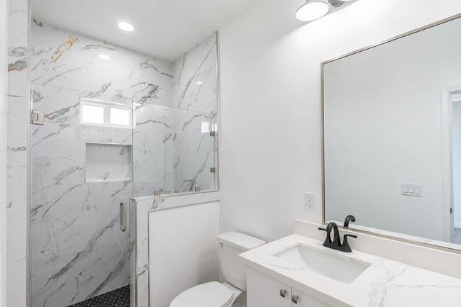 Building Photo - 10825 N Sugar Bear Dr
