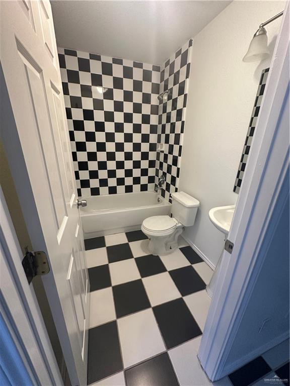 Building Photo - 11 South Dr