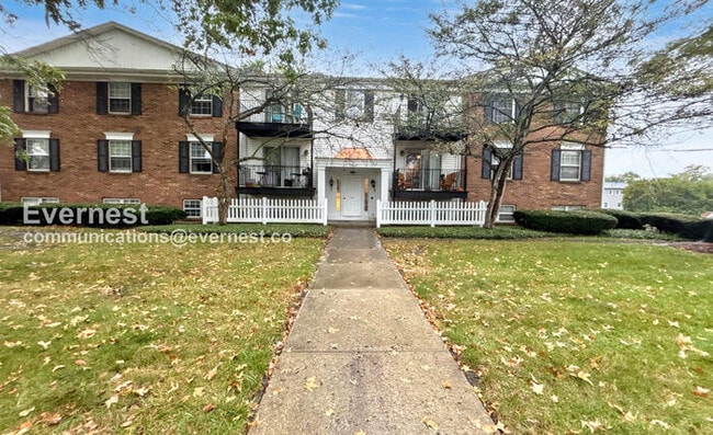 Building Photo - 5245 Portland St