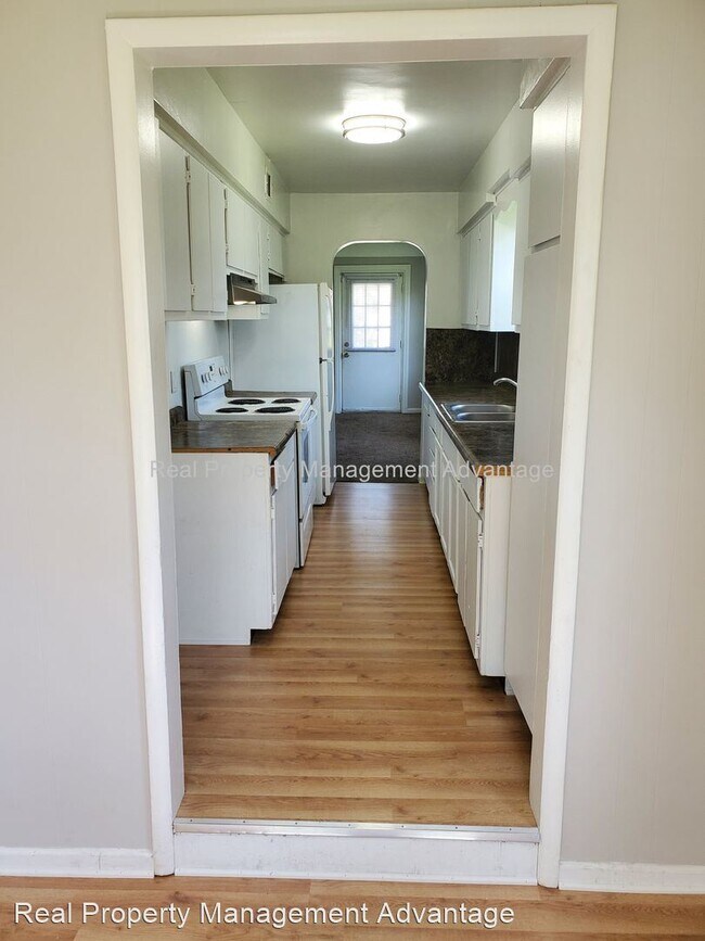 Foto del edificio - 2 br, 1 bath House - 8292 Jackson Ave.