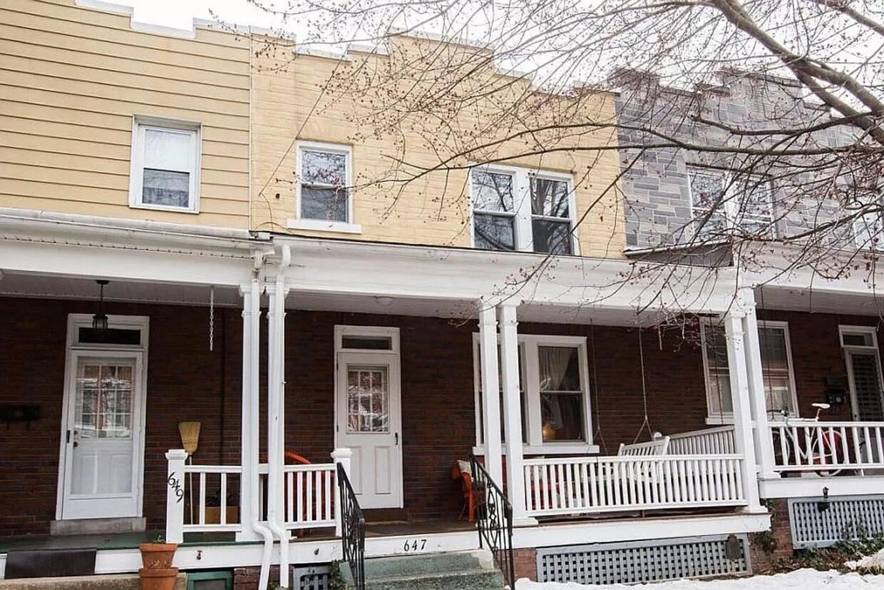 Primary Photo - Charming 3BR / 1 BA Home Near F&M With Pri...