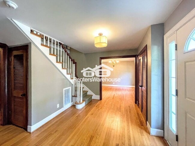 Building Photo - 2925 Duke of York Dr
