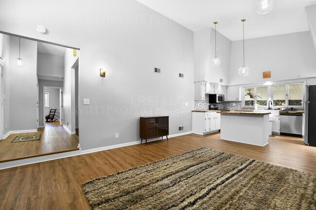 Foto del edificio - 6220 Applegate Ln