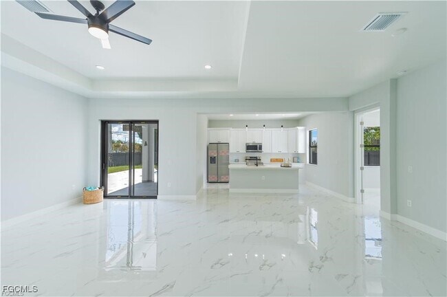 Foto del edificio - 800 SW 2nd St