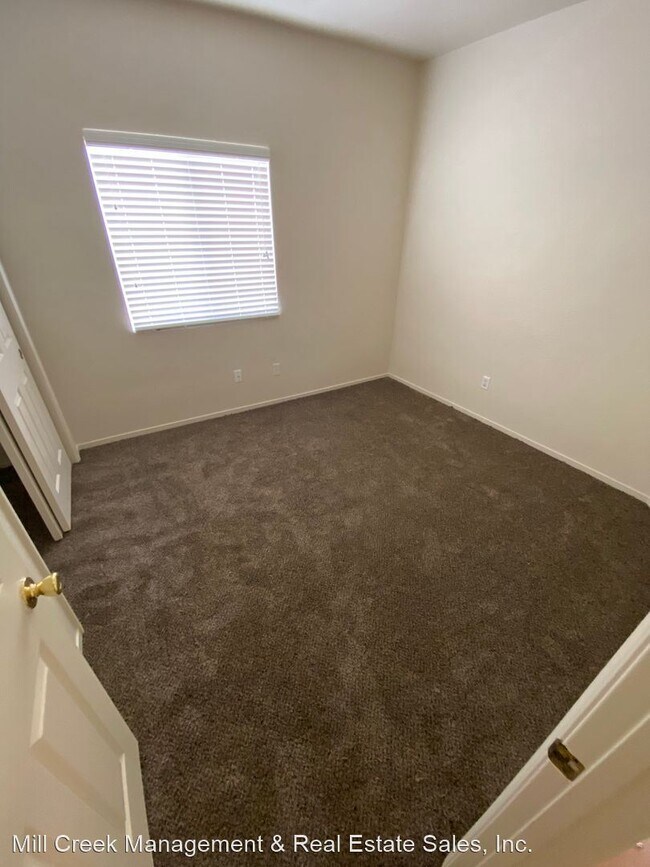 Foto del edificio - 3 br, 2 bath House - 1630 N. Shady