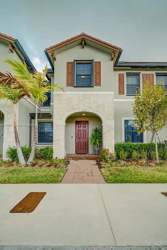 Foto principal - 3371 W 106th Terrace