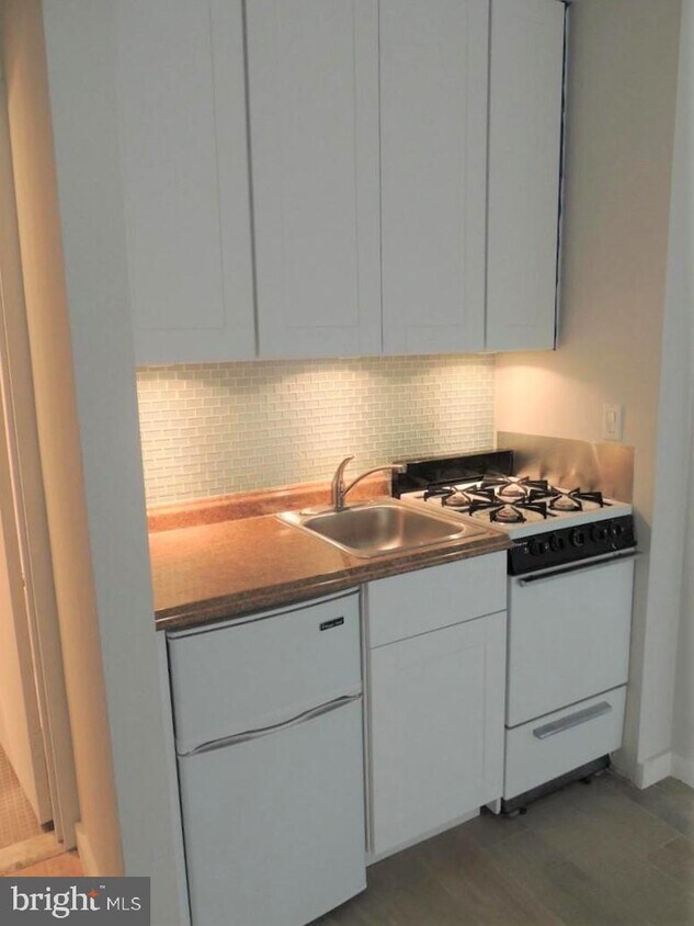 Foto principal - 4515 Willard Ave