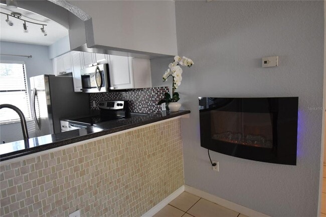 Foto del edificio - 10177 Sailwinds Blvd S