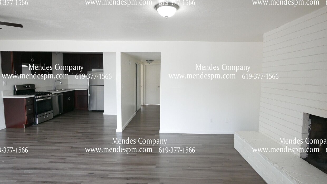 Primary Photo - Spacious 2 BD/1 BA in Oak Park