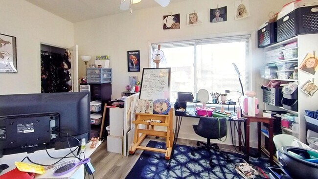 Foto del edificio - 4113 N Lincoln Ave