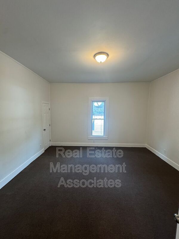 Foto del edificio - 525 N 8th St