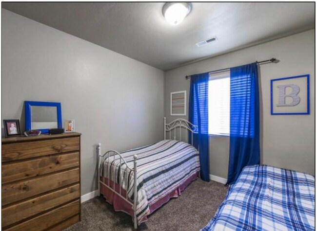 Foto del edificio - 2668 Cottonwood Dr