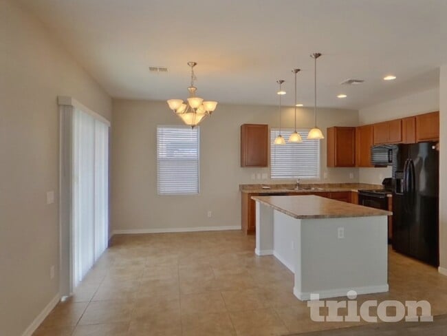 Building Photo - 21338 N Denver Ct