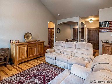 Building Photo - 3 br, 2 bath House - 6505 Laramie St