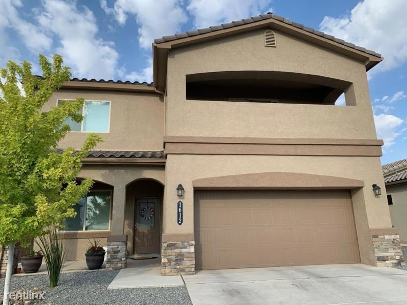 4 br, 2.5 bath House 1612 Valle Vista Ro... House for Rent in Los Lunas, NM