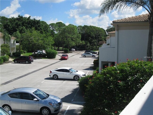 Building Photo - 5242 Wedgewood Ln