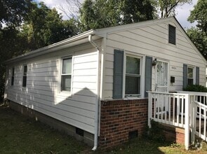 Building Photo - 4504 Corbin St