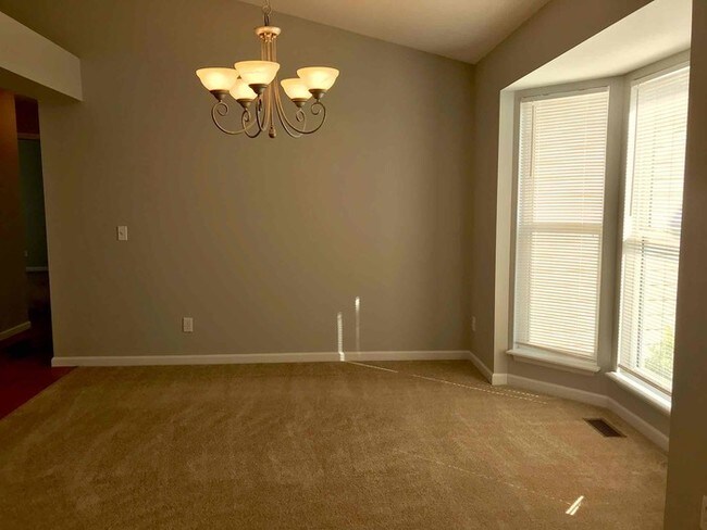 Building Photo - 124 Peine Hollow